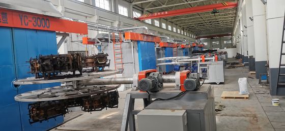 kaufen Ausrüstung 2000*1500*1000mm 40kw Max Product Weight 500kg Siemens Rotomolding online manufacture