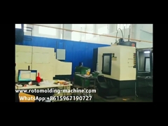 die Shuttle-Rotomolding-Maschine des Werks