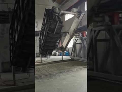 Automatische Rotationsformmaschine für Kunststoffprodukte aus Wasserbehältern