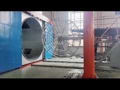 Robuste Rotationsformmaschine mit Qualitätskomponenten für Kühlboxen