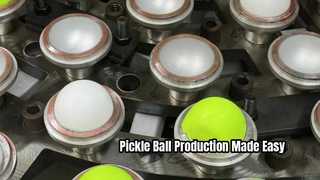 Kundenspezifischer rotationsgeformter Pickleball | Factory Wholesale Supply Professioneller rotationsgeformter Pickleball zum Übertreffen